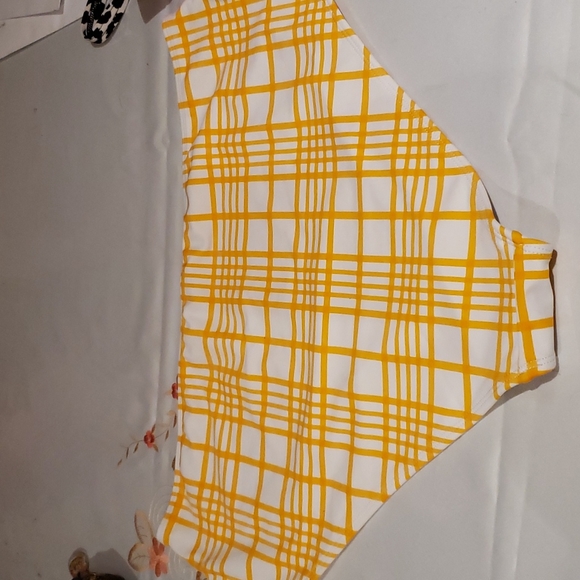 Yellow and White Grid Bikini bottoms Forever 21 Plus - Picture 4 of 6